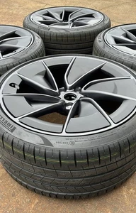 4x REAR OEM Tesla Model 3 2024 Performance 20" Warp Wheel Tire Pirelli 275/30/20 - Picture 1 of 4