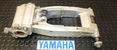 YAMAHA RAPTOR 660 OEM REAR SWINGARM SWING ARM & CARRIER HUB 🔥FAST SHIP🔥 B4 - Image 1 of 4