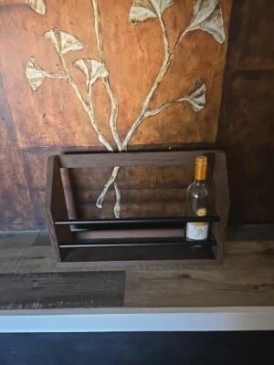 Estante para vinos. Nogal. Portabotellas 5. Experimenta el aspecto elegante del nogal.  Foto 1 de 2