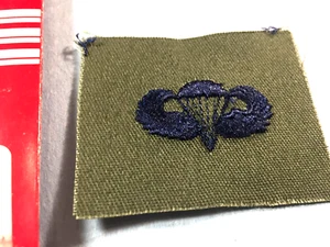 USAF Basic Parachute Badge subdued Patch (Dk blue) Sew-on (Vanguard) - Picture 1 of 6