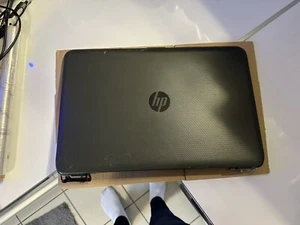 Plasturgie capot écran arrière coque cover écran HP 250 G4 Charnière Nappe LVDS - Foto 1 di 15