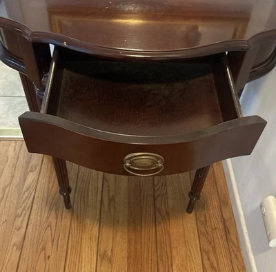 Vintage Bombay Company Federal Style Solid Wood Single Drawer Console Table - Image 1 of 4