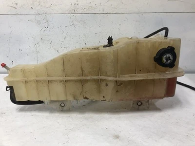 Botella de desbordamiento de radiador Freightliner Cascadia 2008-2020 - Usada | P/N A052526300 Foto 1 de 4