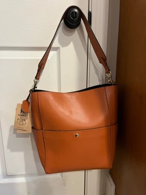 bolso kattee Foto 1 de 4