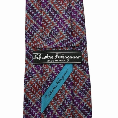 Salvatore Ferragamo Hombres Corbata Patos Abstracto Púrpura/Rojo Seda 3 5/8" (W) 58.5" (L) Foto 1 de 4