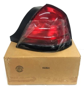 Ford Lamp Assembly 8W7Z-13404-ACP NOS - Bild 1 von 10