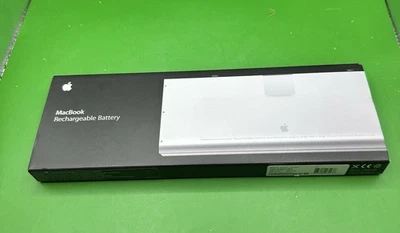 Apple Model A1260 MacBook Rechargeable Battery MB771LL/A - Image 1 of 4