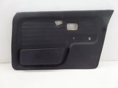 Panel de tarjeta de puerta delantera derecha BMW 318i sedán negro E30 84-92 OEM 325 ventana eléctrica Foto 1 de 4
