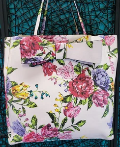 BETSEY JOHNSON Large Pink Floral Tote Bag Faux Leather Bow Accent READ FLAWED - Picture 1 of 16