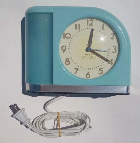 Westclox Big Ben Moon Beam Light Alarm Clock Retro MCM Style Blue LIGHT UP Cover