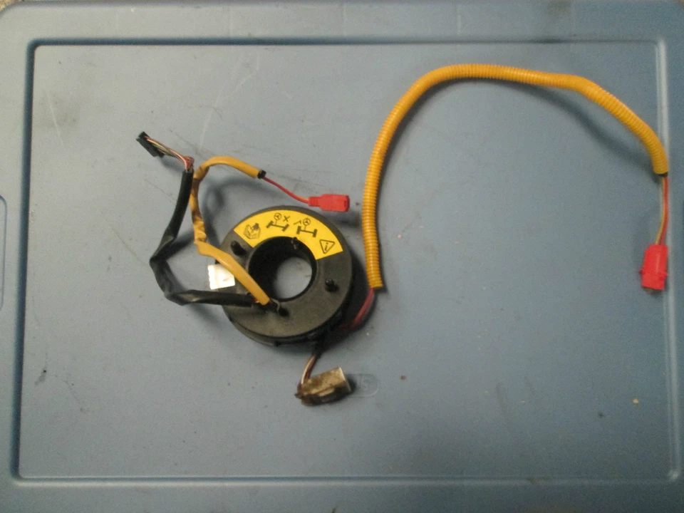 Land Rover Discovery II 1999 2000 01 2002 03 2004 RESORTE DE RELOJ YRC10035024335012 Foto 1 de 2