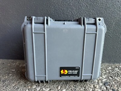 ꙮ Pelican 1400 Protector Case Handheld Gray - Image 1 of 3