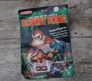 Vintage Nintendo 1994 Donkey Kong Sammelfiguren Donkey Kong & Krusha Bas Guy - Bild 1 von 3