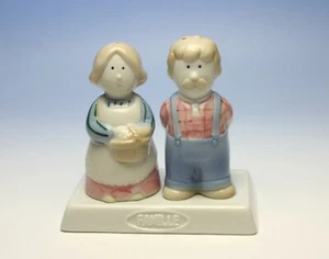 Farmer Couple Ceramic Salt and Pepper Shakers Soft Colors Japan Never Used Empty - Picture 1 of 11