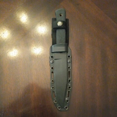 Cuchillo Cold Steel SRK Carbon V Hecho en EE. UU. En muy buen estado. Foto 1 de 4