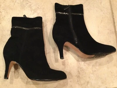 TARYN ROSE Women's •Trelle • Chain-Trim Suede Ankle Boot Sz 6.5 - Image 1 of 4