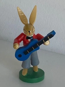 Alter stehender musizierender Osterhase E-Gitarre ESCO Erzgebirge 3729/22 - Bild 1 von 3