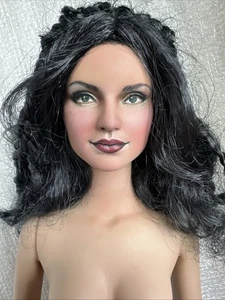 Tonner TYLER OOAK REPAINT ONCE UPON A TIME Mary Margaret BIANCANEVE 16” bambola - Foto 1 di 23