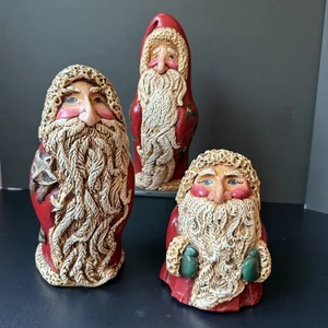 Signed Lynda Lefever Folk Art Santa Claus Figurines Set of 3 Spaghetti Texture - Picture 1 of 21