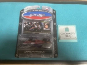 Greenlight Indycar Series Danica Patrick 1/64 Scale Car SIGNED New On Card DS74 - Picture 1 of 4