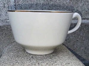 Homer Laughlin China Diplomat Pattern Cream Color Gold Rim Coffee Cup - Picture 1 of 4