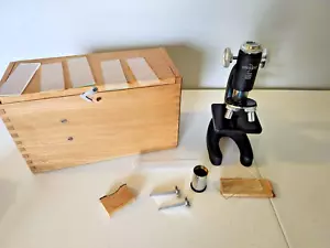 Vintage Crescent 100x 200x 300x Microscope in Wooden box with glass slides - Picture 1 of 22