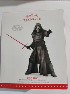 NUEVO Hallmark Keepsake 2015 Kylo Ren Star Wars El Despertar de la Fuerza Ornamento Nuevo en Caja - Imagen 1 de 9