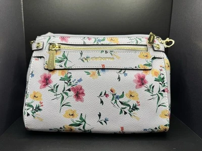 Liz Claiborne Floral Crossbody Wristlet Clutch Purse – 3 Ways to Wear – New - Image 1 of 4