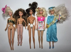 Mattel Barbies Vintage Dolls Special Edition + Bonus Barbie Sewing Cards!! 60s - Picture 1 of 7