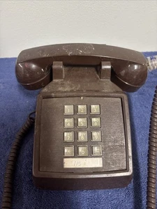 Vintage 85 Chocolate Brown ITT Push Button Desk Telephone 2500  - Zdjęcie 1 z 4
