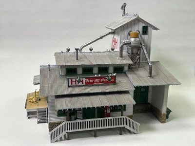 Woodland Scenics BR5859 H&H Feed Mill - O Scale - Image 1 of 4