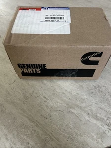 3957987 Carcasa de respirador para Cummins - Imagen 1 de 7