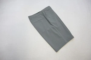 Travis Mathew Golf Shorts Gray Flat Dry Fitting Stretch Athletic Mens Size 34 - Picture 1 of 8
