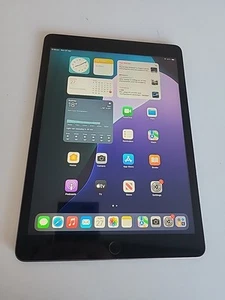 ipad 9th Gen, 64GB, Wi-Fi & Cellular, Grey - Picture 1 of 8