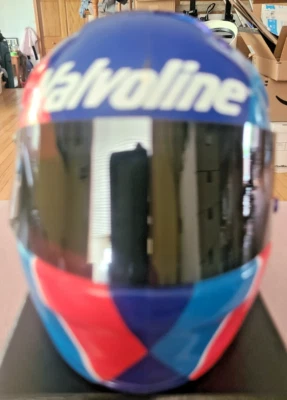 Mini casco de carreras Valvoline Cummins Riddell réplica Foto 1 de 4