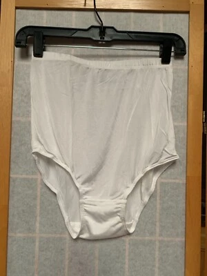 Wintersilks 100%  Silk  NWOT Panties Size Small - Image 1 of 4