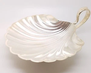 Meriden Britannia Sterling Silver Handled Shell Footed Dish WB92A - Picture 1 of 8