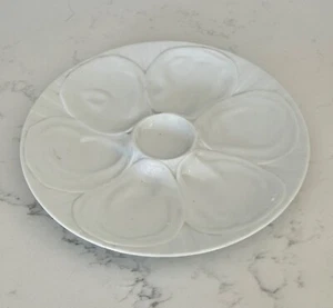 Oyster Plate White Porcelain 9 1/8" With 6 Wells - Excellent Condition - Picture 1 of 3