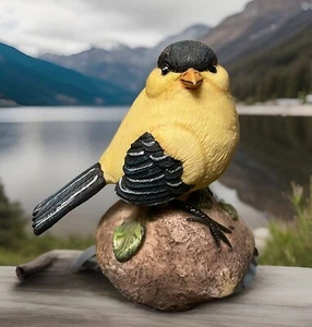 Goldfinch Yellow Bird Statue: 4” High, 3.5” Wide. Great Displaying Condition :) - Picture 1 of 15