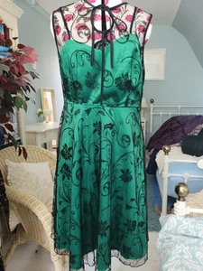 Lindy Bop Emerald Green And Black Lace Overlay Retro 50s Dress UK 16 - Picture 1 of 6