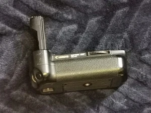 Canon BG-E4 Battery Grip For EOS 5D classic - Picture 1 of 4