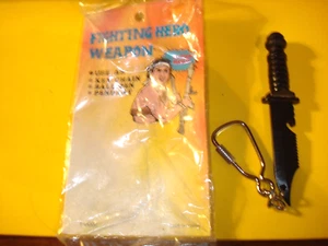 Vintage Fighting Hero Weapon Knife - Pen- Key Chain Taiwan - Picture 1 of 3
