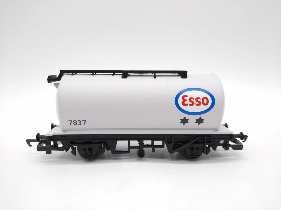 Hornby Esso Tank Wagon 7837 - OO - (Unused) Mint Condition - Image 1 of 4