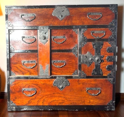 Cajonera antigua japonesa SENDAI-JIDAI-TANSU H23,6x24,6×13,2 pulgadas Foto 1 de 4