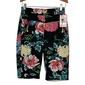 NWT Unbranded Womens M/L Black Bermuda Shorts Floral Print Zipper Accent Pockets - Picture 1 of 12
