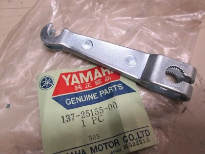 YAMAHA OEM NUEVO FT RUEDA ÁRBOL DE LEVAS PALANCA AT1/2/3 CT1/2/3 AS2 DT100 RS100 LT2 LS2 Foto 1 de 3