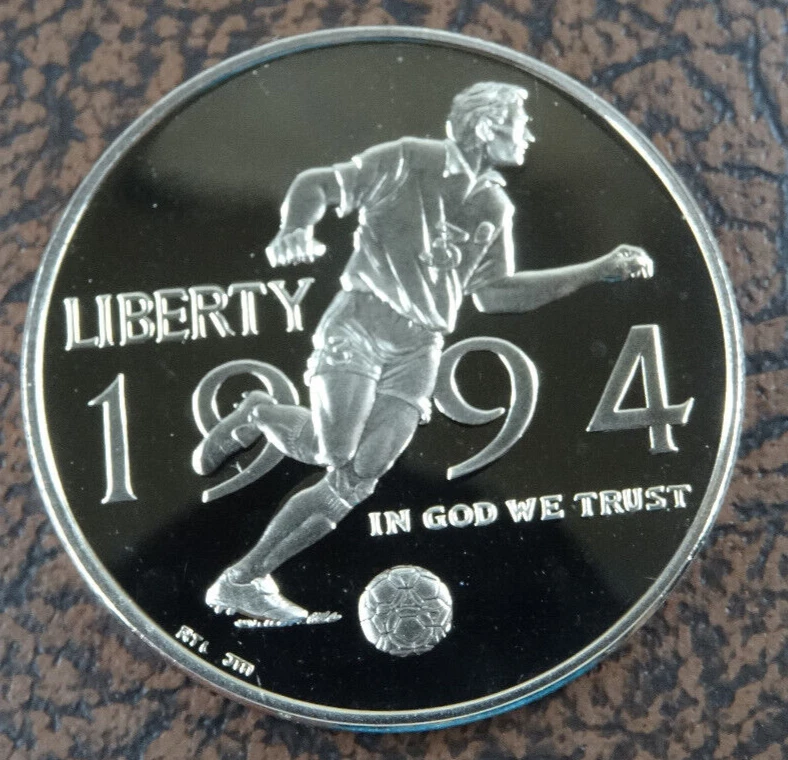 1994-P World Cup Proof Half Dollar US Mint Clad Coin Commemorative - Image 1 of 4