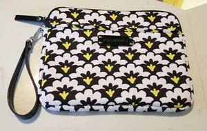 NWOT VERA BRADLEY Neoprene Tablet Sleeve - Protective Ipad Case - Fanfare - Picture 1 of 4