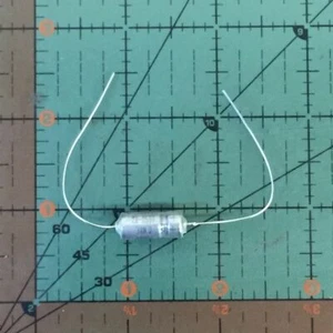 Tansitor Axial Wet Tantalum Capacitor 39uF 60v M39006/22-0590 R Level Mil-Spec - Picture 1 of 2