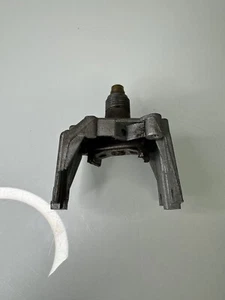 1586083 1965-1967 Chevrolet Corvette C2 OEM Tachometer Frame Housing Drive  - Picture 1 of 8